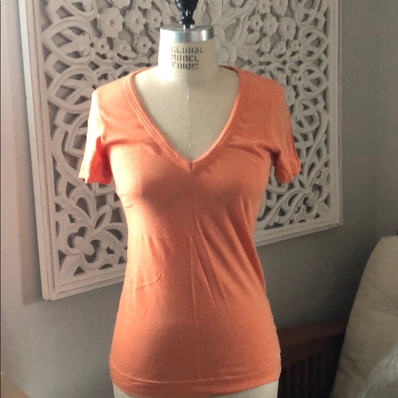 EUC American Eagle Favorite Tee Size Medium - Picture 3 of 8